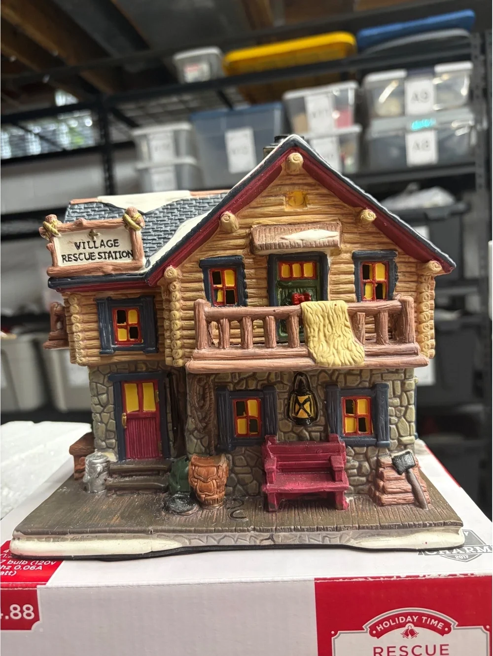 Holiday Time Rescue Station Country charm 2017 NO LIGHT